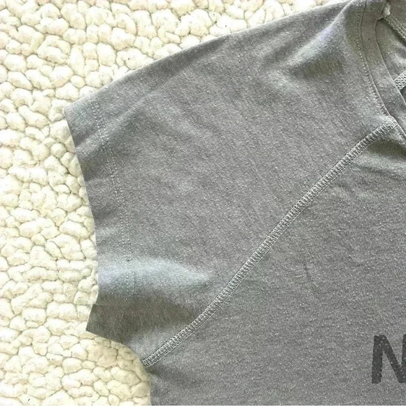 The North Face Gray Cotton Blend Scoop Neck Cap Sleeve High-Low Tee Size M - Picture 5 of 15